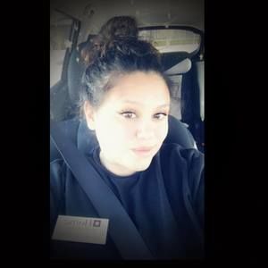 Meet your Posher, Deedee